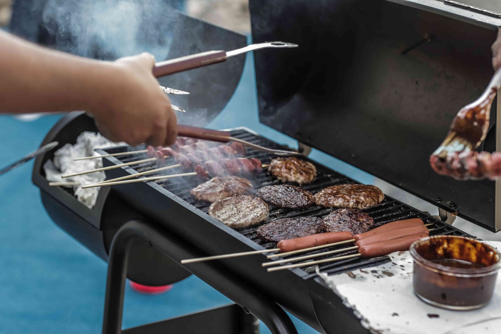 Some Key Benefits of Charcoal BBQ Over Electric